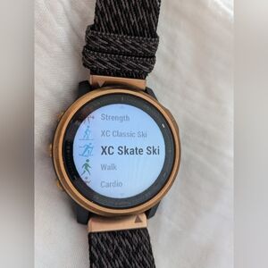 Garmin Fenix 6S Sapphire Multisport GPS Watch – Rose Gold / Black – 42mm